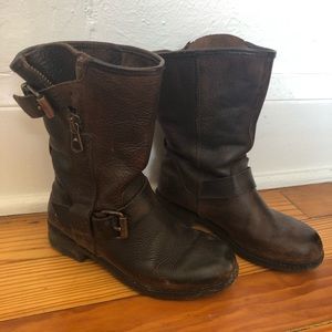 Steve Madden brown leather boots